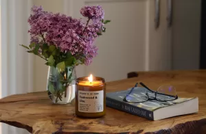 Teakwood & Lilac - 8 oz Soy Candle